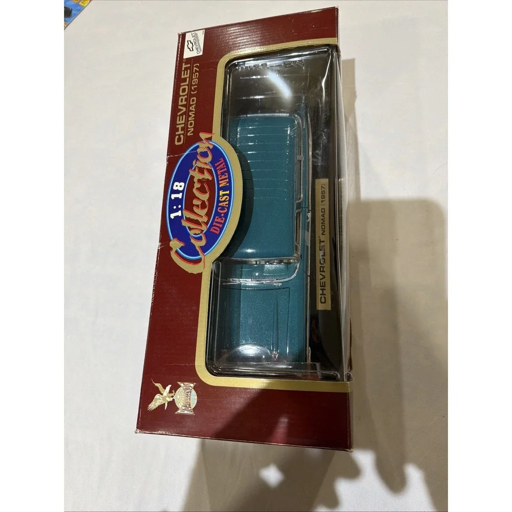 1/18 Scale Die-Cast Metal Collection Road Tough Chevrolet‎ Nomad 1957